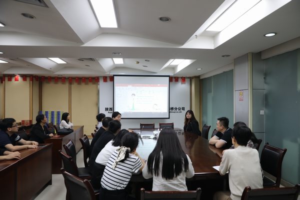 陜煤建設(shè)路橋分公司組織開展《職業(yè)病防治法》宣傳周活動