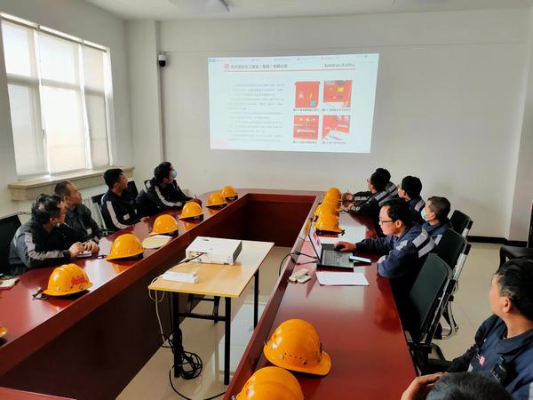 陜煤建設(shè)洗選煤運(yùn)營公司神渭首端運(yùn)營項(xiàng)目部：檢修“三板斧” 學(xué)考比合力