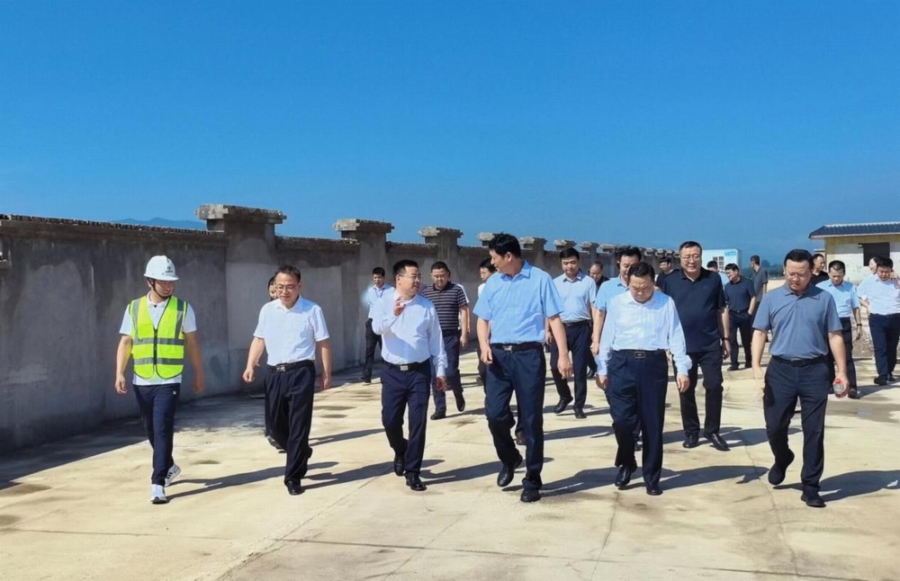 陜煤建設(shè)綠宇公司：咸陽市委常委、副市長羅軍蒞臨陜煤建設(shè)綠宇公司承建的淳化縣殯葬服務(wù)設(shè)施建設(shè)項目指導(dǎo)工作