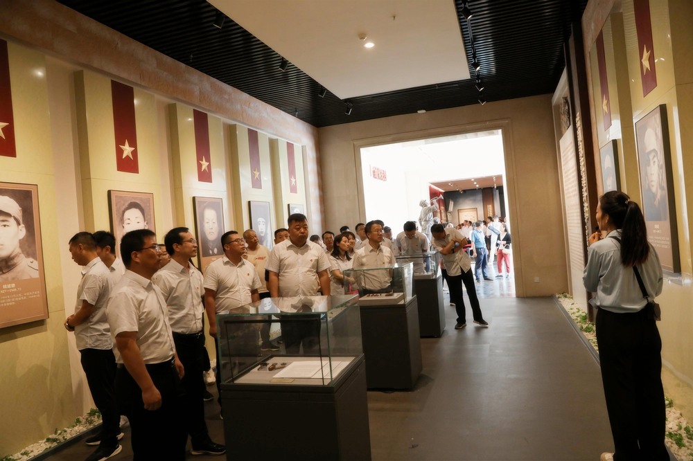 陜煤建設(shè)路橋分公司：“青” 力而為，“工” 不可沒