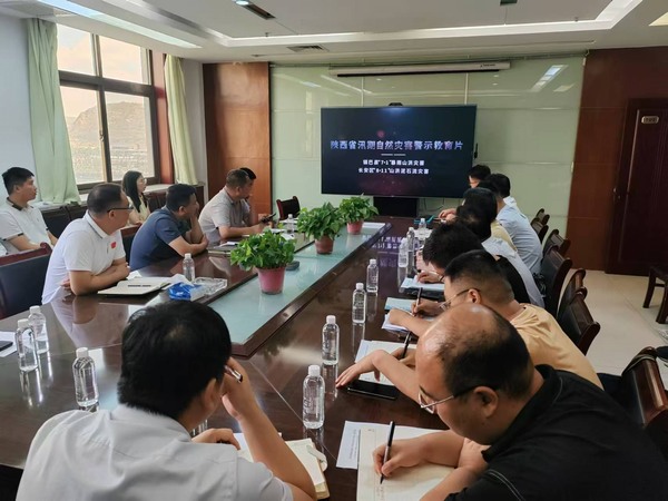 陜煤建設(shè)煤礦運營服務(wù)分公司:繃緊“安全弦” 守牢“安全關(guān)”