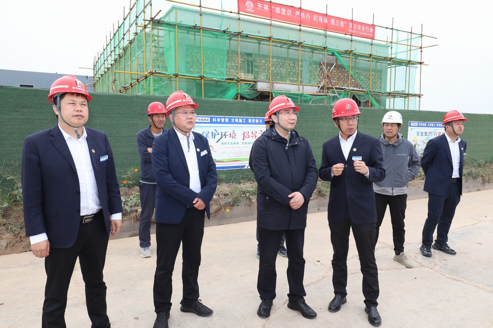 陜西彬長礦業(yè)集團(tuán)有限公司副總經(jīng)理郭林生一行深入陜煤建設(shè)天工公司基層項目檢查指導(dǎo)工作