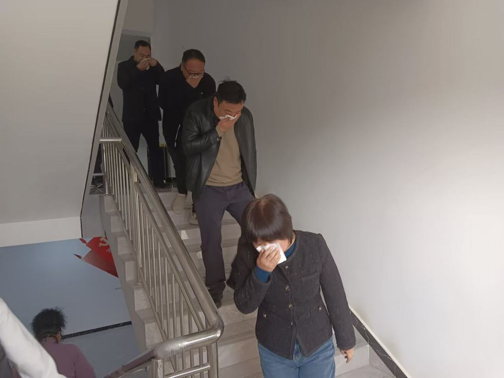 陜煤建設(shè)物資公司設(shè)備租賃中心組織開展消防安全培訓(xùn)+防火專項演練