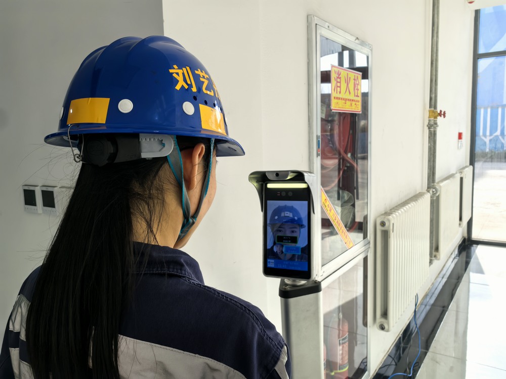 陜煤建設(shè)洗選煤運(yùn)營公司：實(shí)名制管理“新紀(jì)元”，打造安全、高效、透明的用工新生態(tài)