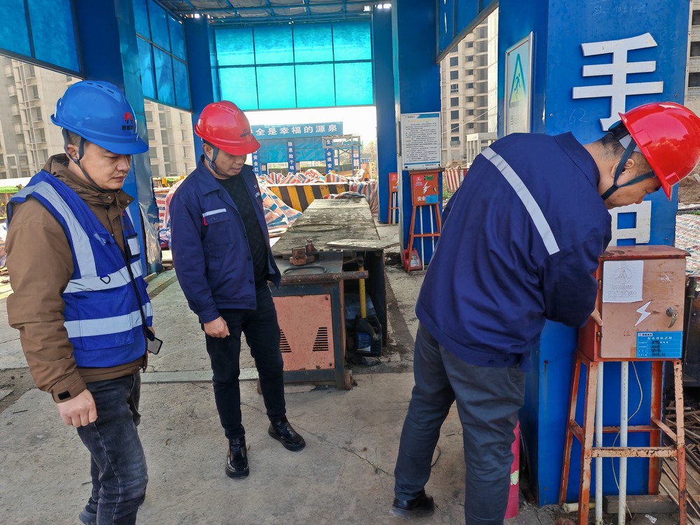 陜煤建設(shè)銅煤公司：百日安全攻堅(jiān)聚能量 青年助安勇?lián)?dāng)