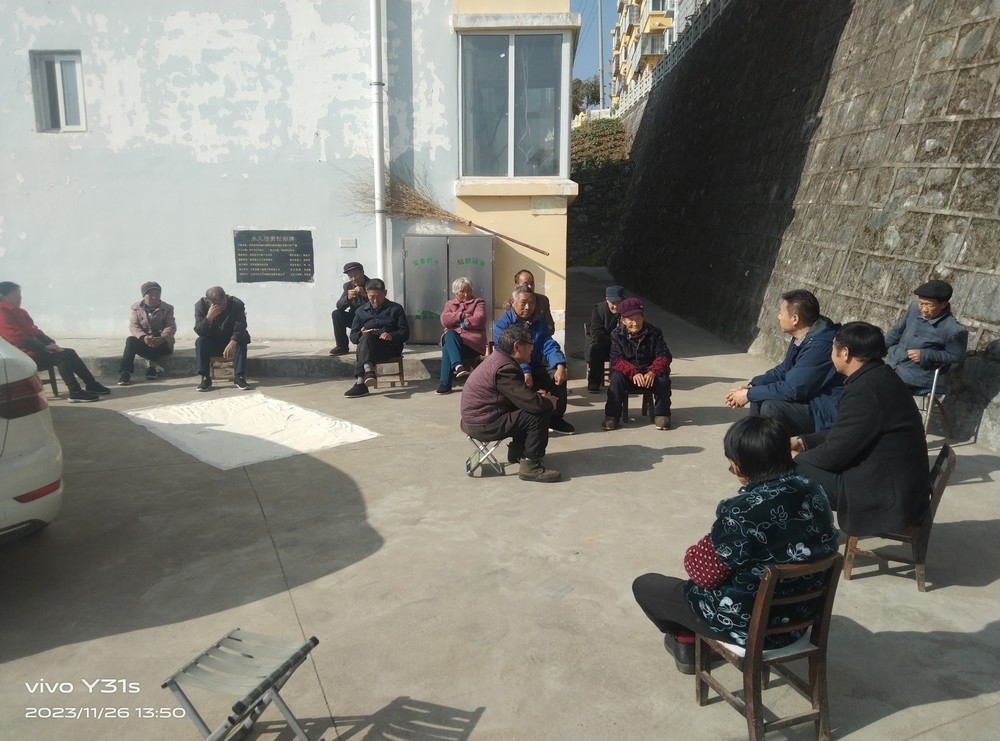 陜煤建設(shè)定點(diǎn)幫扶村：“小板凳”架起“連心橋”