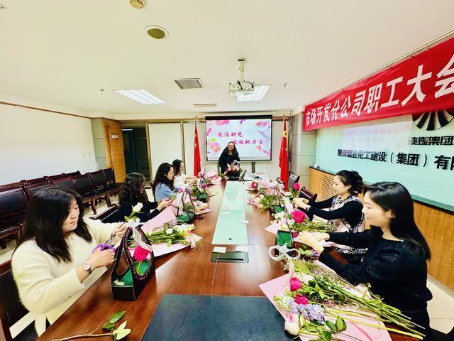 陜煤建設(shè)市場(chǎng)開(kāi)發(fā)分公司：這張心愿卡片，請(qǐng)你收下