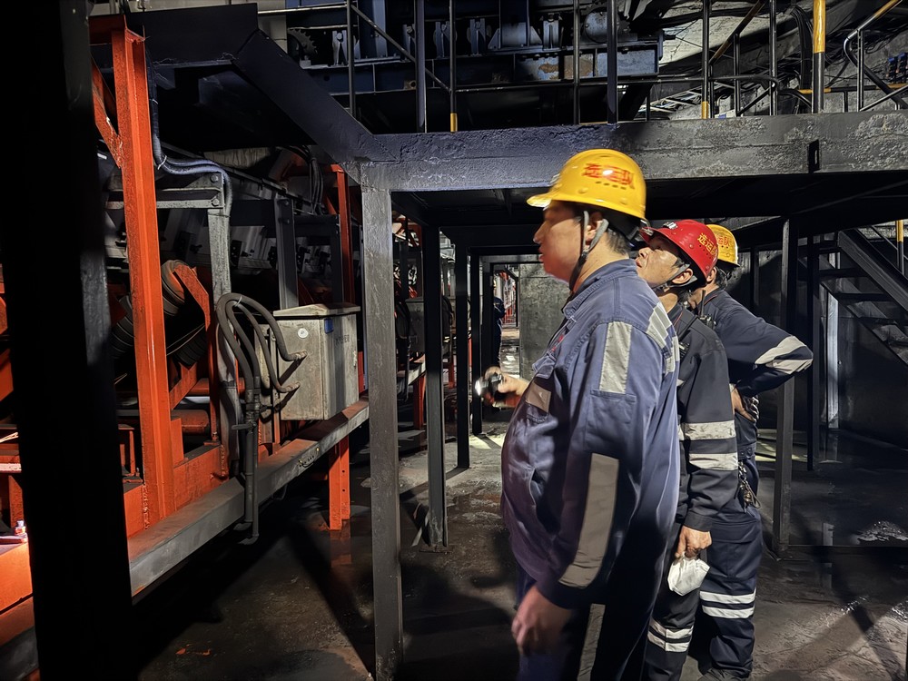 陜煤建設(shè)洗選煤運(yùn)營公司澄合山陽運(yùn)營項目部：熱血洋溢“戰(zhàn)”五一，堅守崗位顯擔(dān)當(dāng)