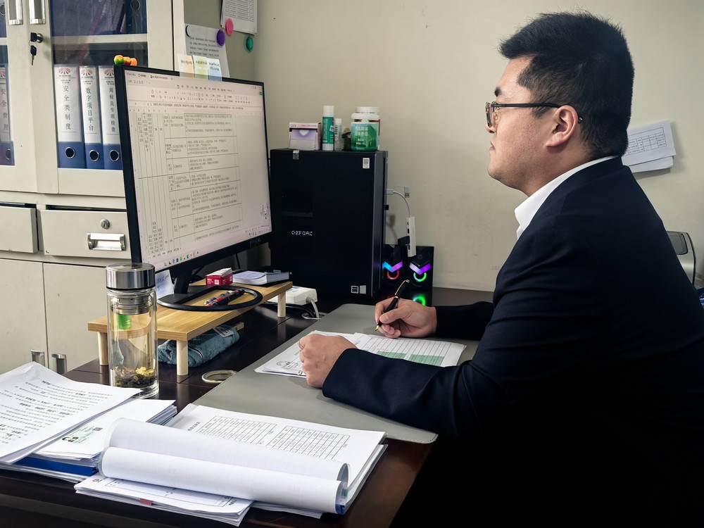 陜煤建設洗選煤運營公司第二項目部：“五四”薪火映煤海    青春力量筑安全