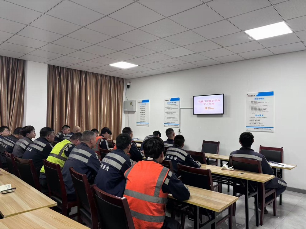 陜煤建設洗選煤運營公司榆陽運營項目部：精修細養(yǎng)降能耗，設備運維創(chuàng)效能