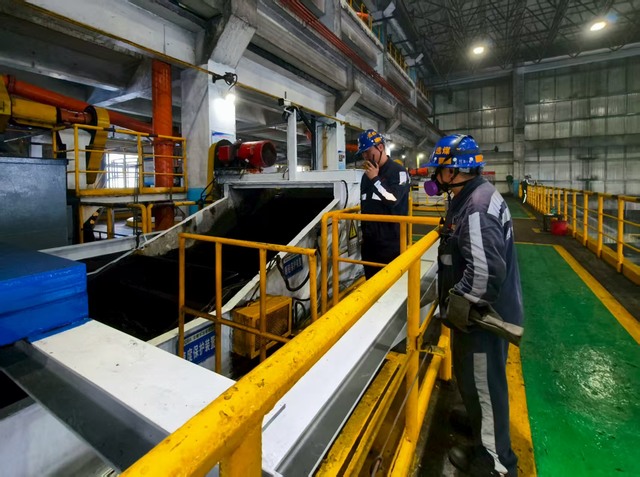 陜煤建設(shè)洗選煤運營公司紅柳林洗煤廠項目部：心有猛虎，細嗅薔薇