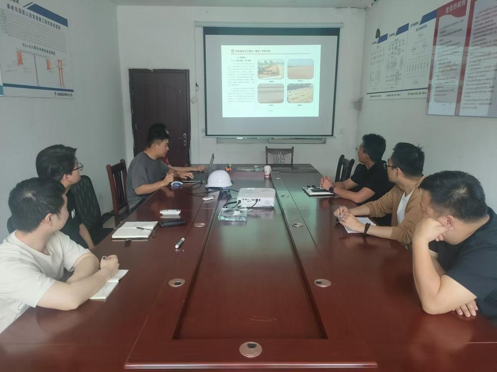 陜煤建設路橋分公司秦嶺項目：筑牢安全防線 多措并舉促建設