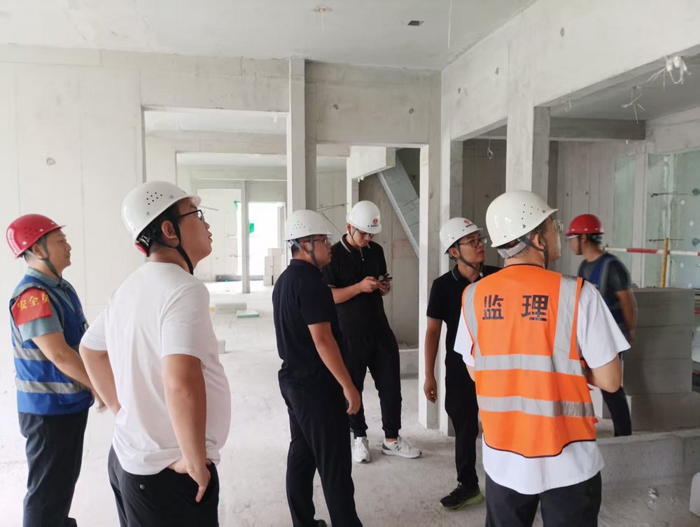 捷報(bào)！陜煤建設(shè)直屬第六項(xiàng)目部承建構(gòu)件廠集中安置地項(xiàng)目順利通過主體驗(yàn)收