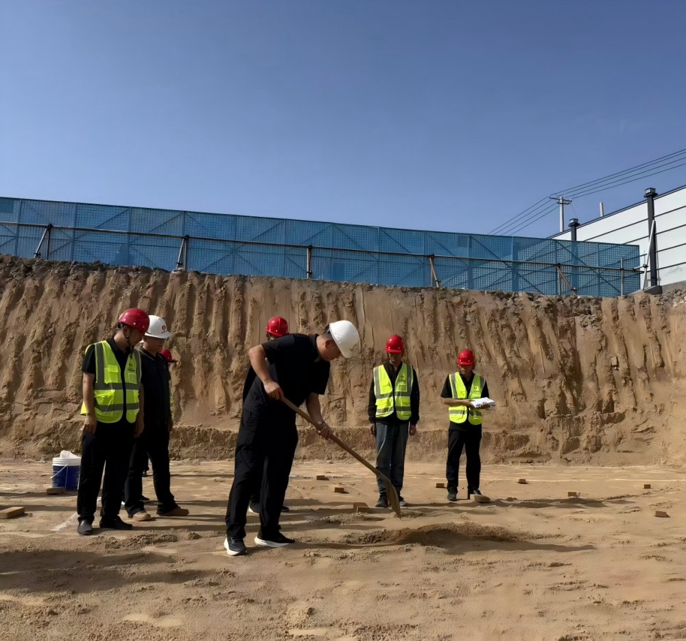 陜煤建設(shè)內(nèi)蒙古分公司：匠心筑造教育標(biāo)桿?準(zhǔn)旗一中擴(kuò)建工程穩(wěn)步推進(jìn)