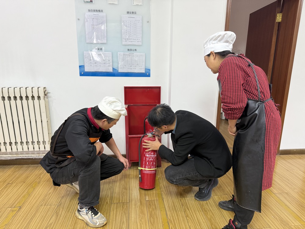 陜煤建設(shè)銅煤公司：多點發(fā)力織密安全網(wǎng)，全員行動護航發(fā)展路