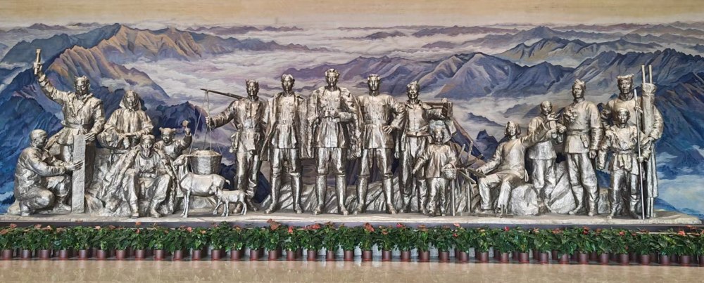 煤礦運營服務(wù)分公司:汲取歷史精神 鑄就實干擔當