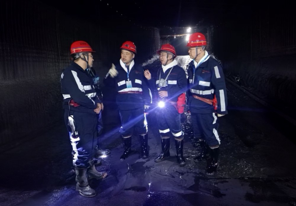 陜煤集團對陜煤建設(shè)開展四季度安全督查暨消防專項檢查