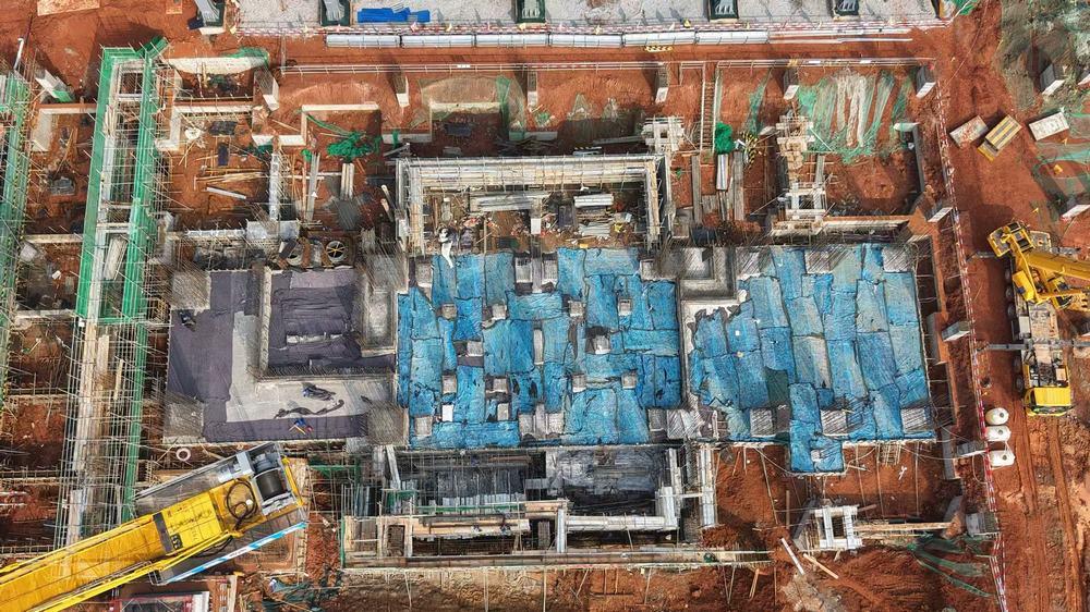 陜煤建設(shè)天工公司：陜煤汨羅電廠2×100萬(wàn)千瓦燃煤發(fā)電工程2號(hào)汽機(jī)房汽機(jī)基座底板混凝土澆筑圓滿(mǎn)完成