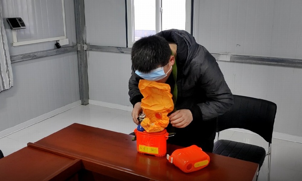 安全為基  扣緊“第一粒扣子”