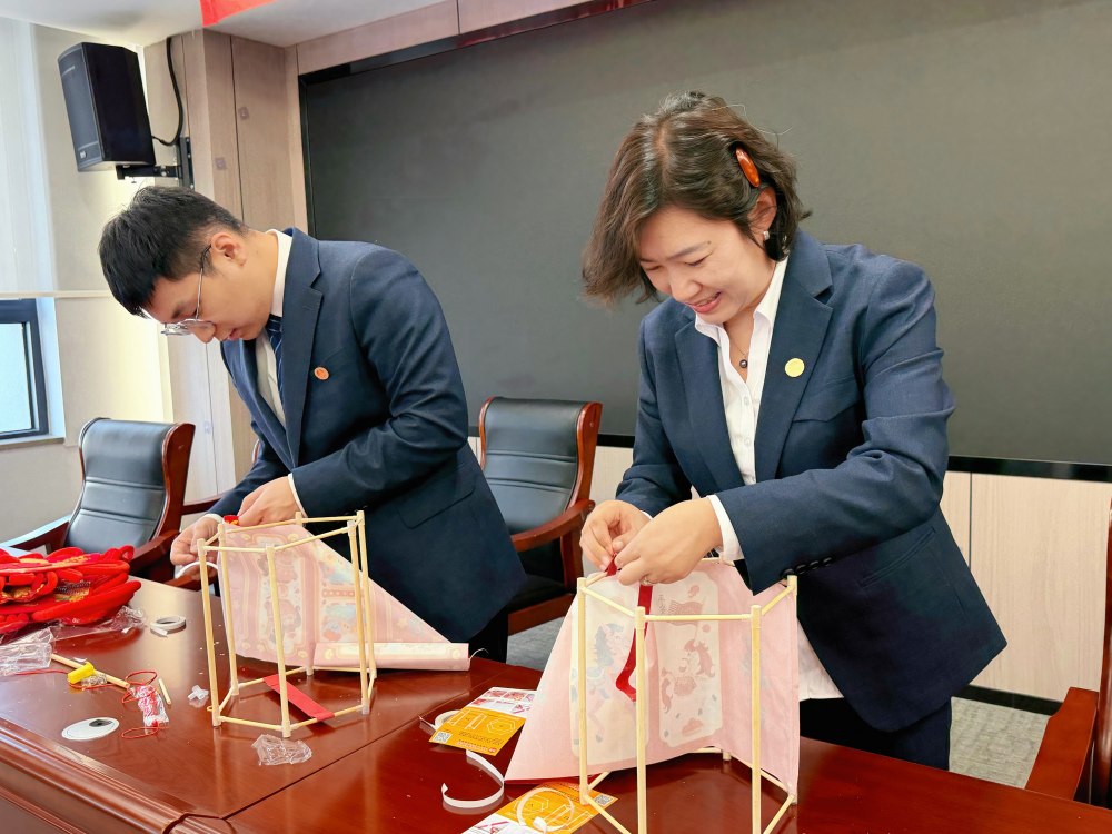 陜煤建設(shè)天工公司：張燈結(jié)彩迎福至 清風正 氣守廉來