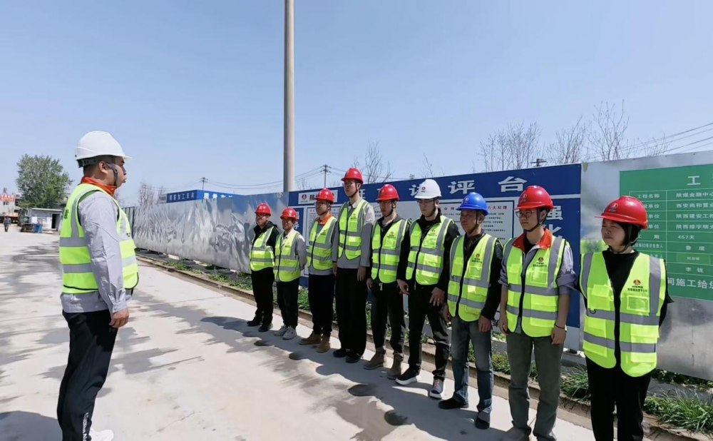 陜煤建設(shè)綠宇公司：以練筑防安全護(hù)航 開(kāi)展模板坍塌事故應(yīng)急演練